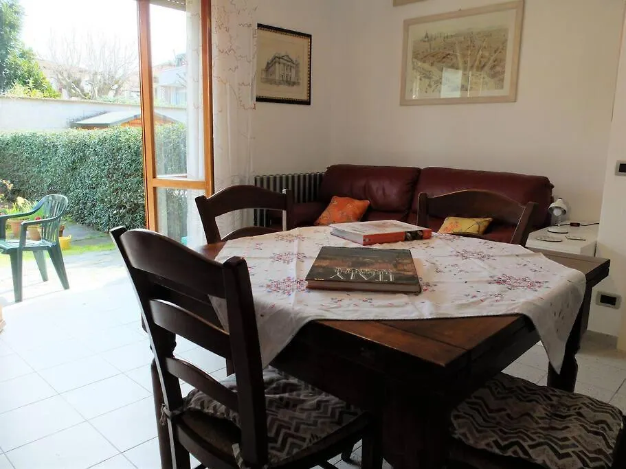 Appartamento Con Giardino A 5 Minuti Dal Mare Torre del Lago Puccini Apartment